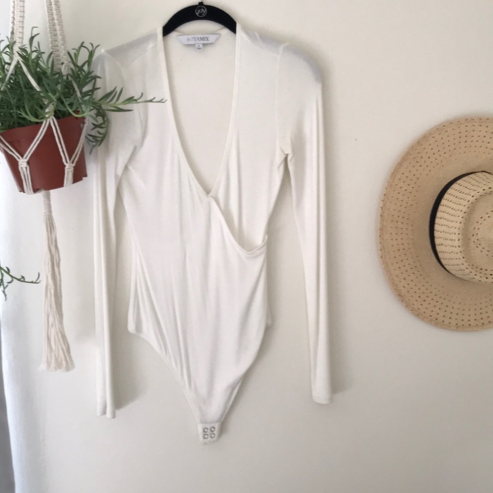 White Intermix body suit - long sleeve